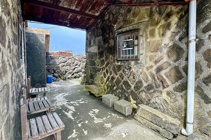 東北角漁村旬味小旅行｜餵九孔鮮體驗、海風單車騎行